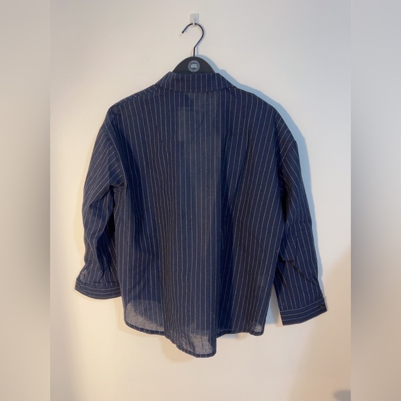 women shirt - Picture 2 of 2